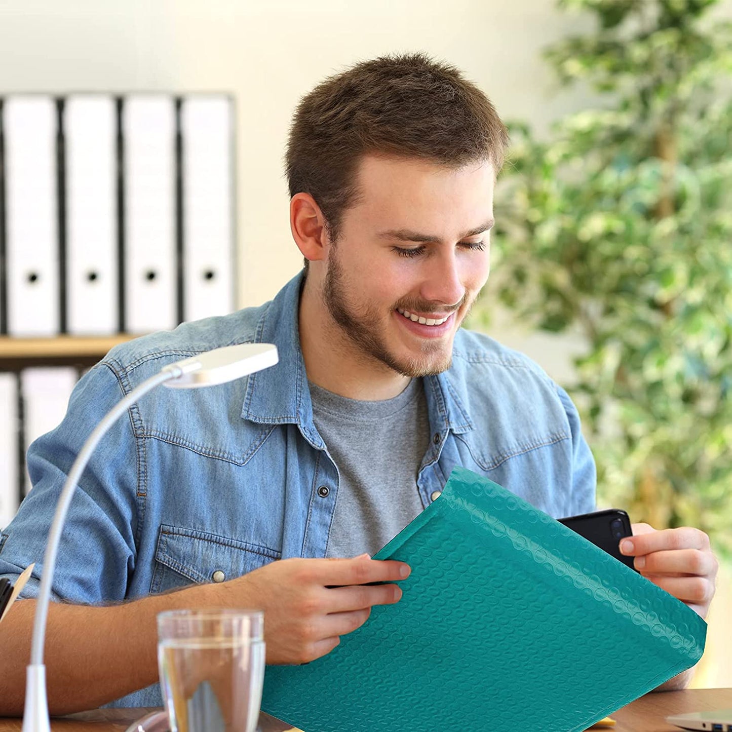 8.5x12 Bubble-Mailer Padded Envelope | Turquoise Green